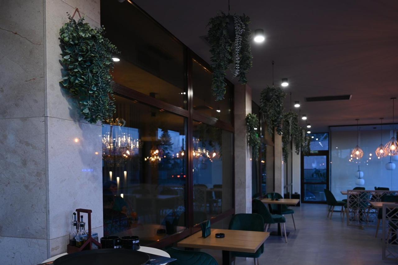 Hotel Xe-Mar Arad Ngoại thất bức ảnh